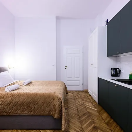 Unique Style Apartments Old Town - 25 Min From The Airport - By Homelike Krakow Exterior photo