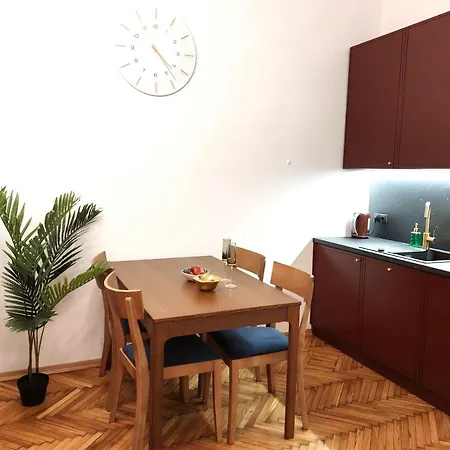 Unique Style Apartments Old Town - 25 Min From The Airport - By Homelike Krakow Exterior photo