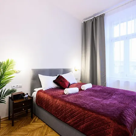Unique Style Apartments Old Town - 25 Min From The Airport - By Homelike Krakow Exterior photo