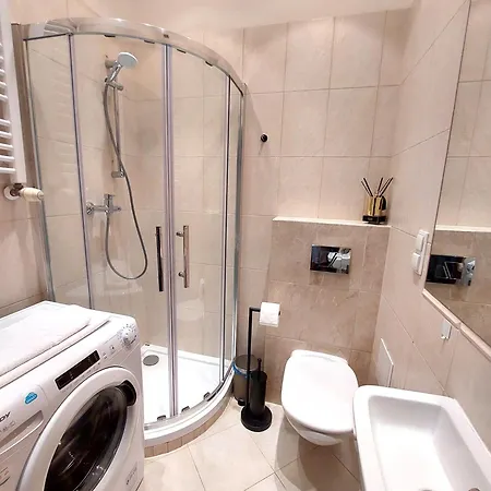 Unique Style Apartments Old Town - 25 Min From The Airport - By Homelike Krakow Room photo