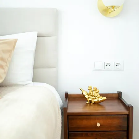 Unique Style Apartments Old Town - 25 Min From The Airport - By Homelike Krakow Exterior photo